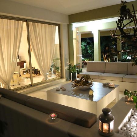 Viro House Bed & Breakfast Squinzano Bagian luar foto