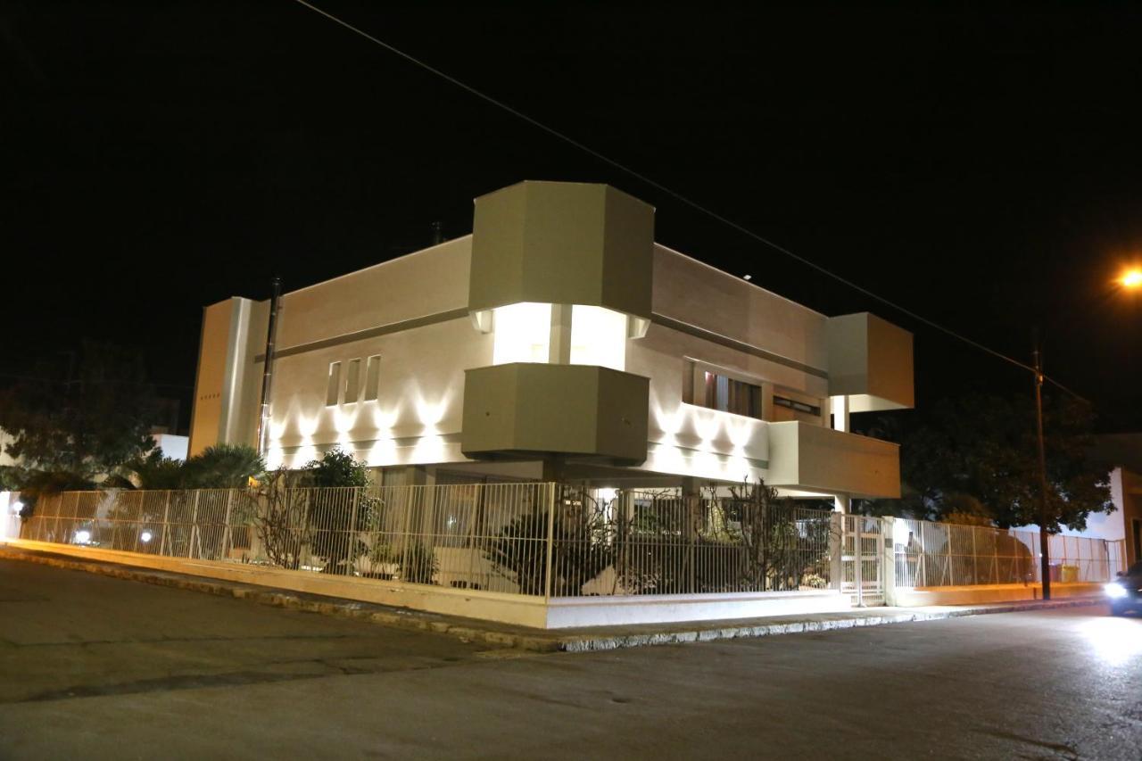 Viro House Bed & Breakfast Squinzano Bagian luar foto